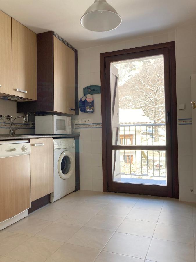 Apartamento Tarmanones Escarrilla Extérieur photo